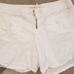 GAP SHORTS, WHITE, 100% COTTON